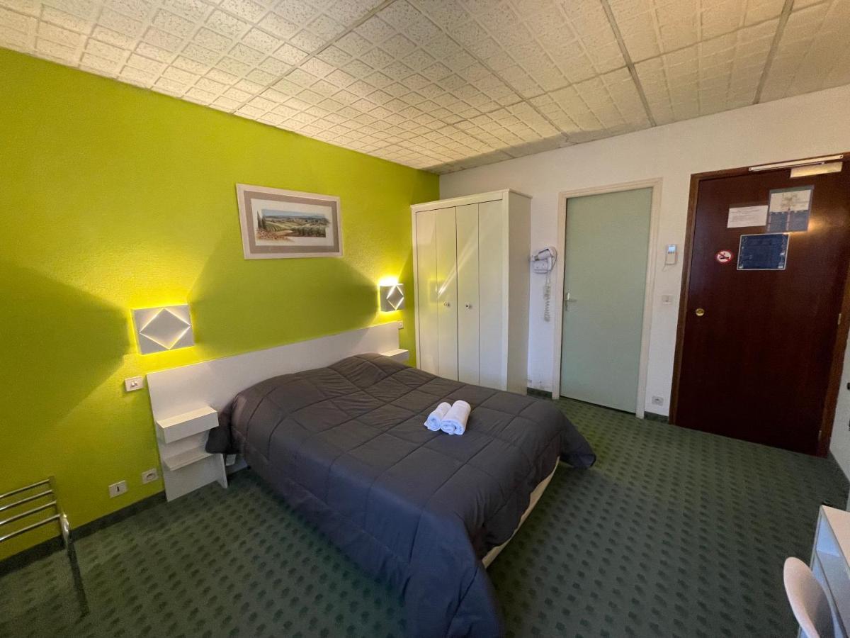 Hotel Les Chenes Sisteron Exterior foto
