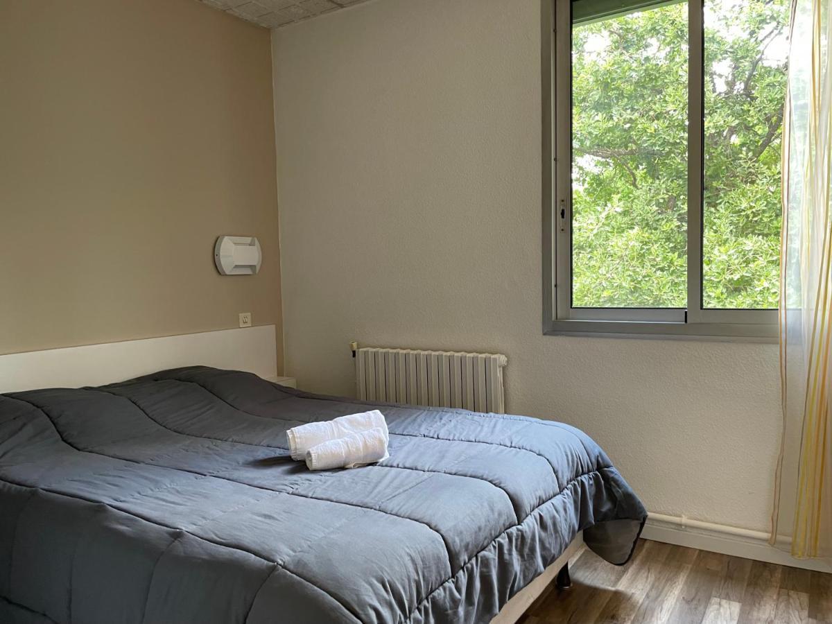 Hotel Les Chenes Sisteron Exterior foto