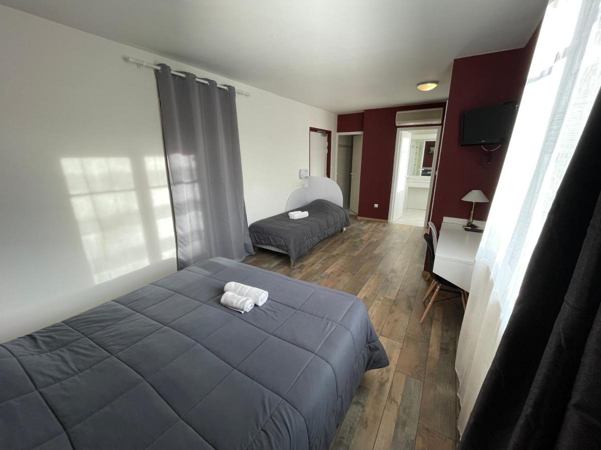 Hotel Les Chenes Sisteron Exterior foto
