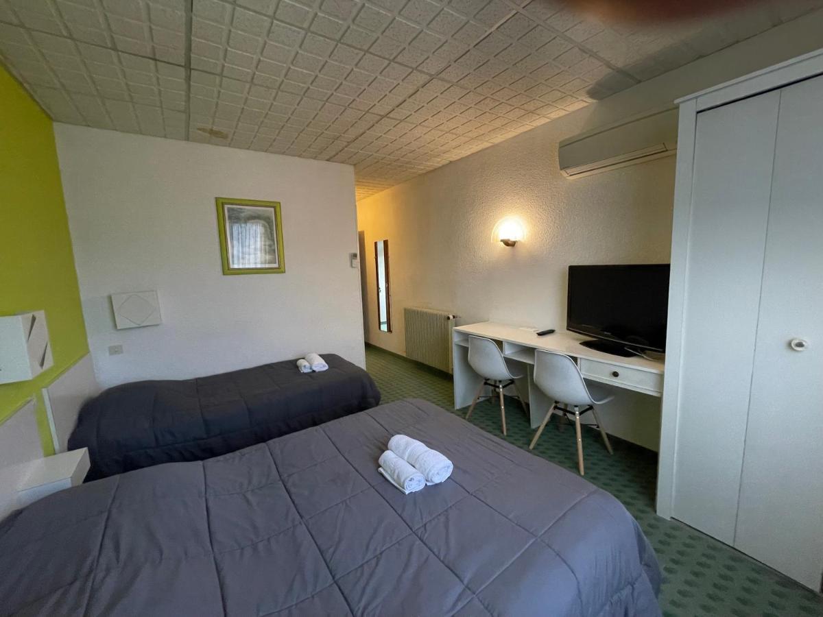 Hotel Les Chenes Sisteron Exterior foto