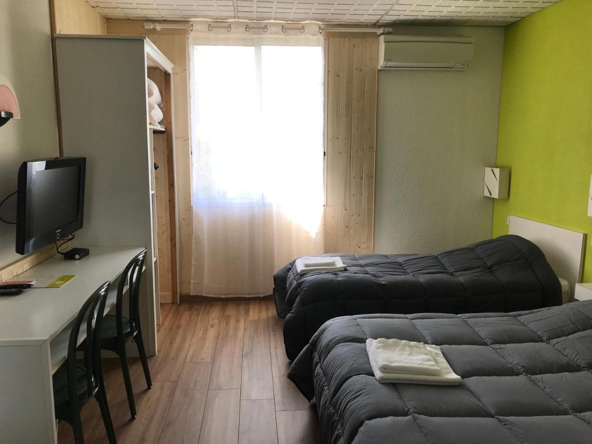 Hotel Les Chenes Sisteron Exterior foto