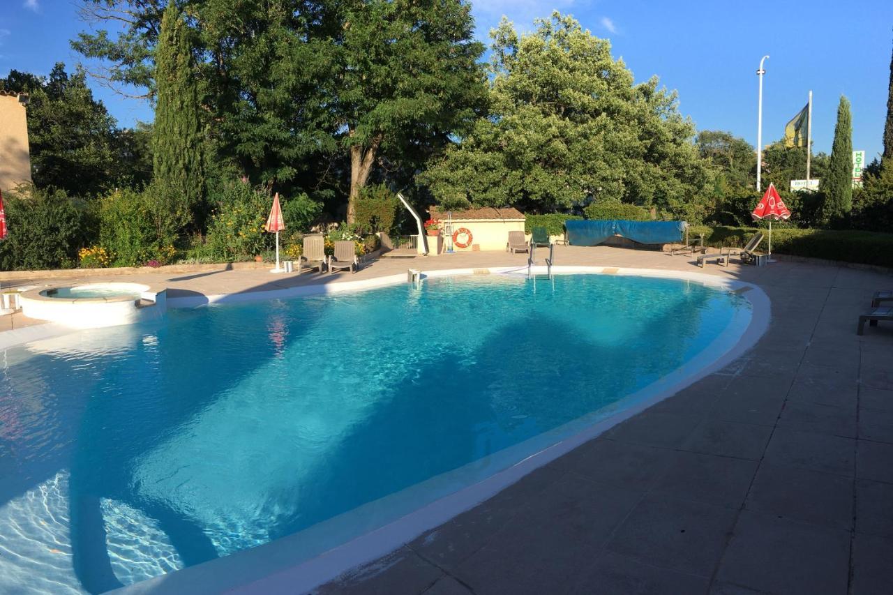 Hotel Les Chenes Sisteron Exterior foto