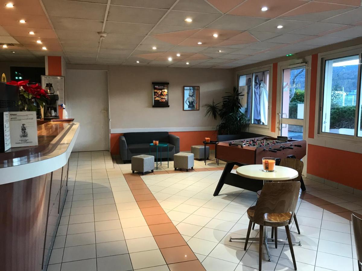 Hotel Les Chenes Sisteron Exterior foto